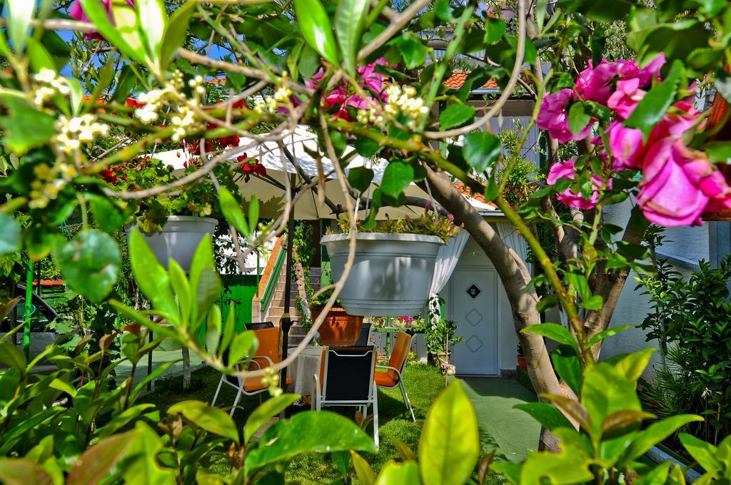 Apartments And Rooms Anika Задар Екстер'єр фото